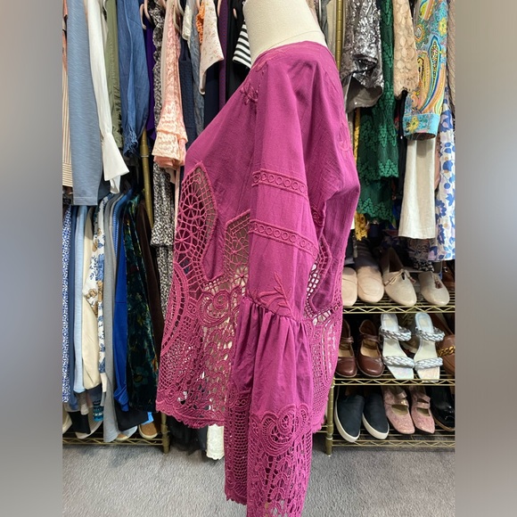Chloe Oliver Anthropologie Magenta Pink Bell Sleeve Lace Crochet Blouse Top - Picture 4 of 11